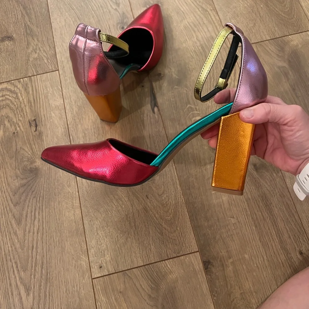 SHEIN Pink and Multi-Color Women's Heels - Picture 2 of 7